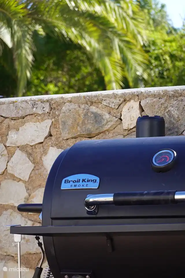 Neuer Broil King Räuchergrill