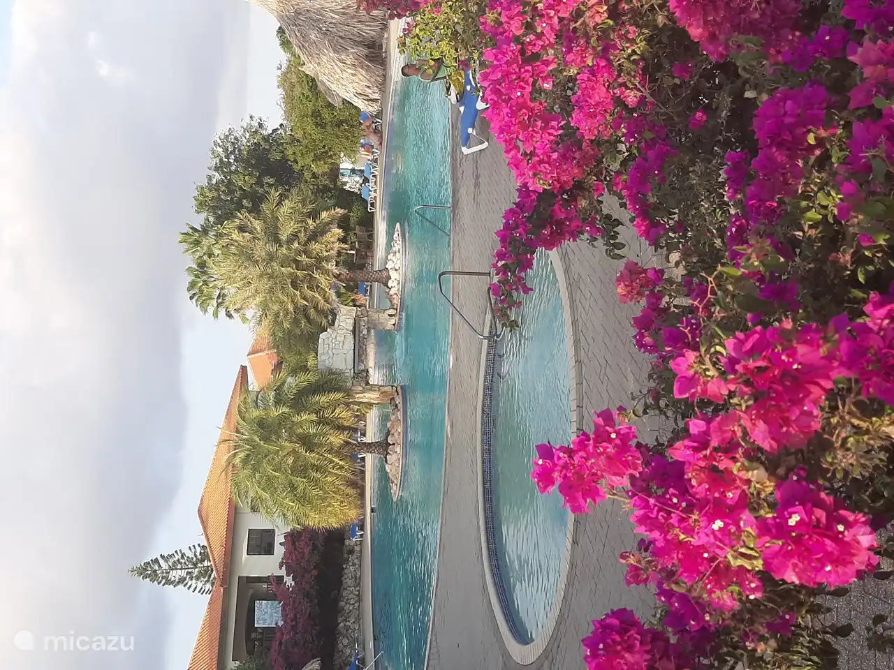 Schwimmbad mit Kinderbecken