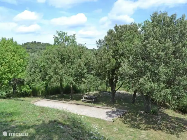 Mas Miquelet | France, Pyrénées-Orientales, Prunet-et-Belpuig - ferme terrain de pétanque