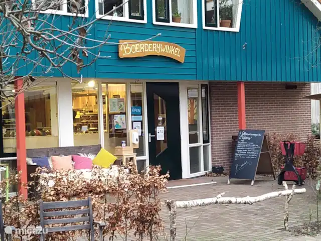 El Wildenborch en Países Bajos, Güeldres, Vorden - chalet Puede obtener productos orgánicos y pan fresco en Vijfsprong, a unos 800 metros de la casa.