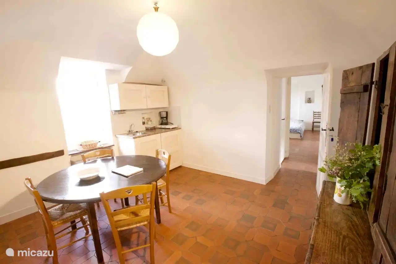 Wandelen, Frankrijk, Gard, Molières-sur-Cèze, appartement Het Auditorium