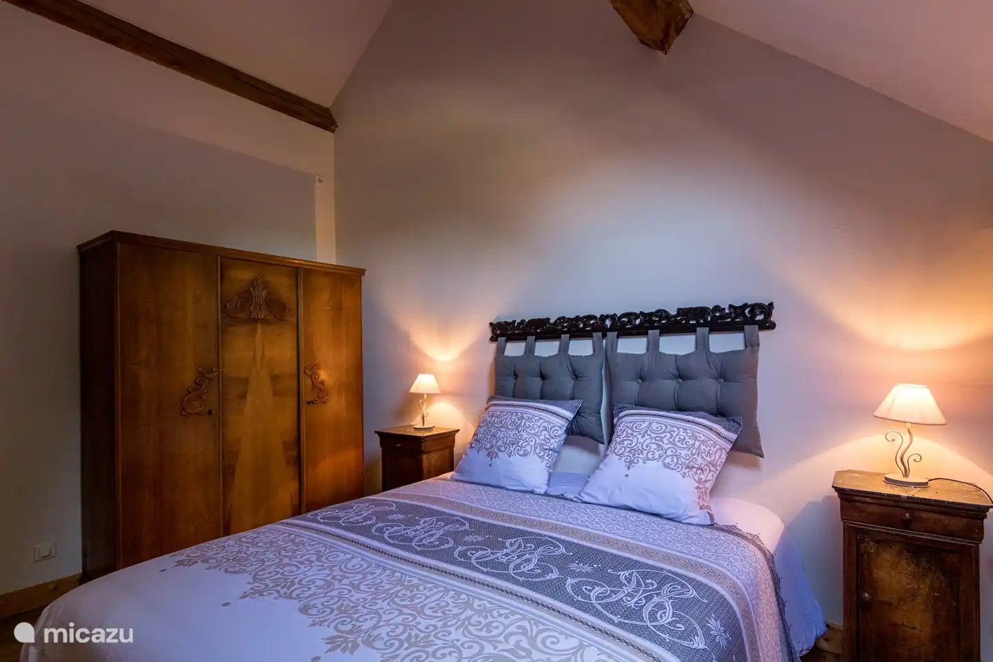 Schlafzimmer von der anderen Seite