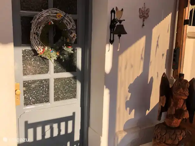 Location de Vacances Allemagne, Eifel, Meisburg, maison de vacances - Hopfi Husli Porte d'entrée sur le porche.