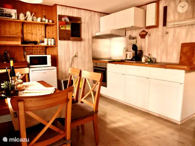 Location de Vacances Allemagne, Eifel, Meisburg, maison de vacances - Hopfi Husli Cuisine entièrement équipée, avec dolce guste et machine à café régulière