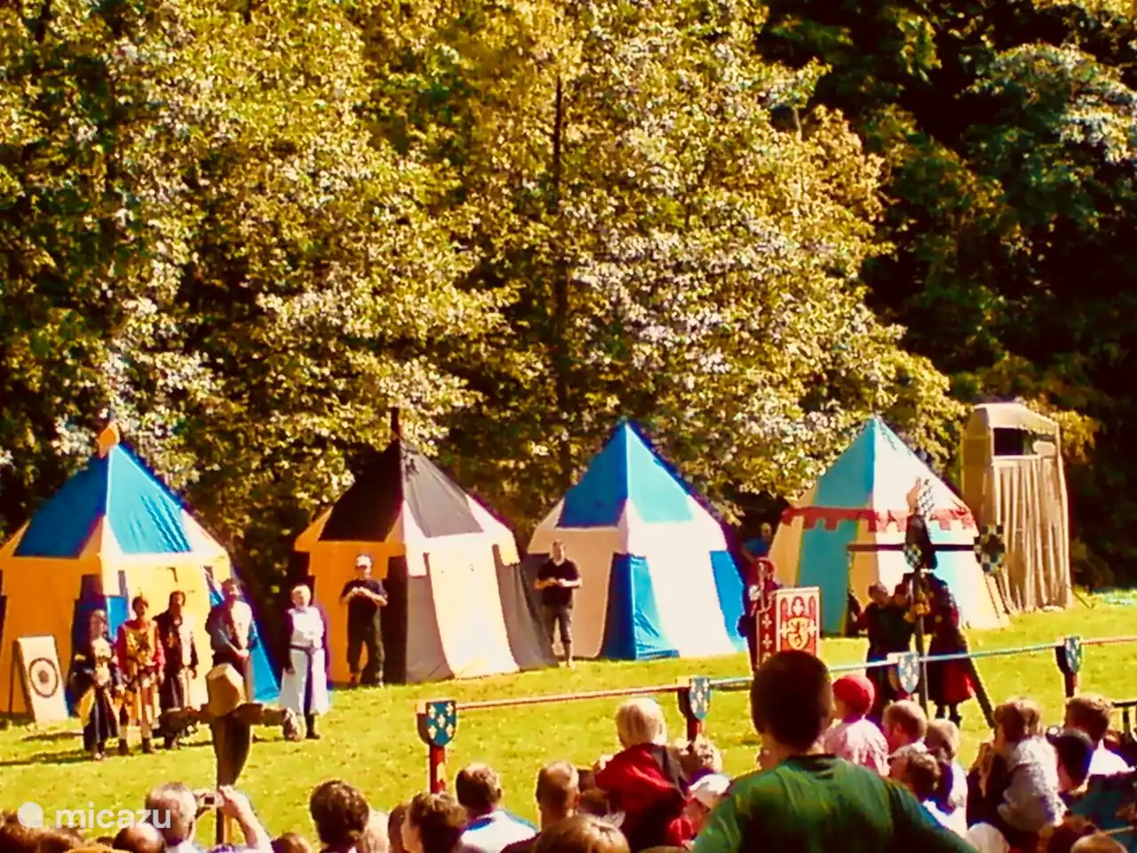 Burgenfest à Manderscheid, jeux de chevaliers toujours le dernier week-end d'août.
