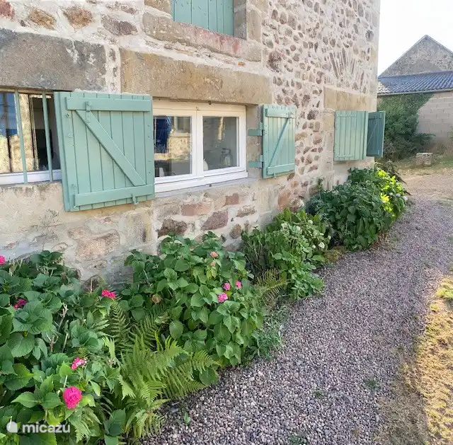 Maison Kronleuchter in Frankreich, Nièvre, Epiry - Ferienhaus