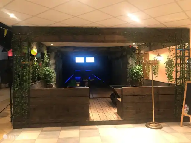 Just Relax | Pays-Bas, Overijssel, Gramsbergen - chalet un bowling avec lueur dans le noir, une expérience très spéciale