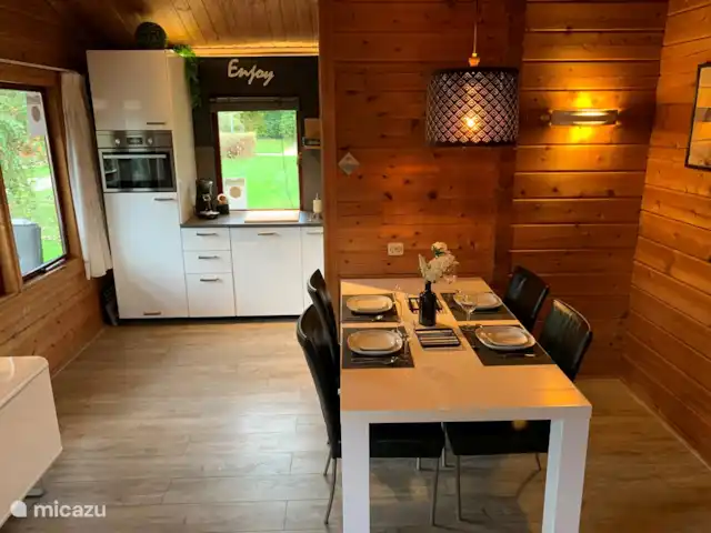 Just Relax | Pays-Bas, Overijssel, Gramsbergen - chalet coin salon avec 4 chaises