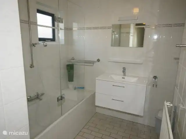 Location de Vacances Pays-Bas, Hollande du Nord, Julianadorp aan Zee, villa - Villa Dunen Une baignoire est également disponible