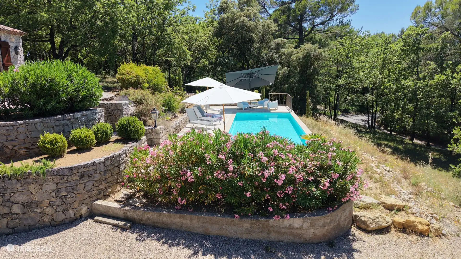 Piscina 1