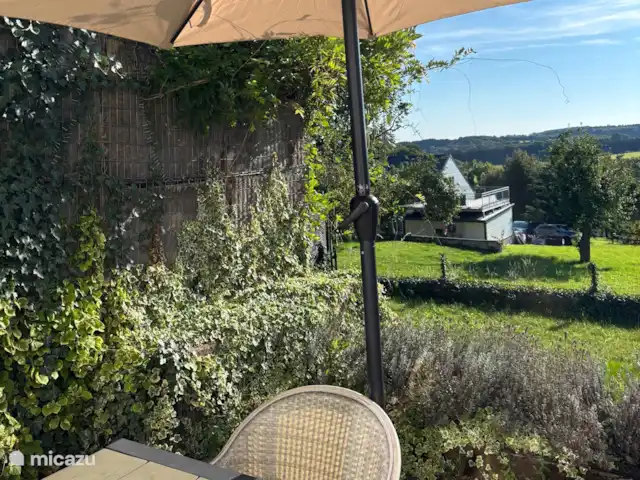 Landhaus Kreuzenberg huren in Duitsland, Eifel, Malbergweich - vakantiehuis Uitzicht boventerras
