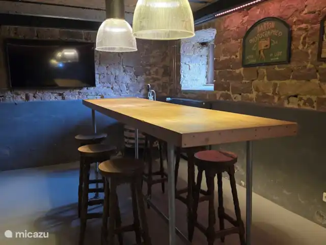 Landhaus Kreuzenberg huren in Duitsland, Eifel, Malbergweich - vakantiehuis Staantafel voor grote TV