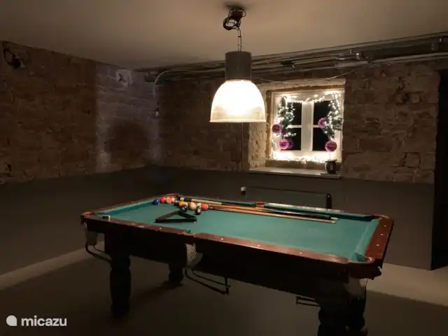 Landhaus Kreuzenberg huren in Duitsland, Eifel, Malbergweich - vakantiehuis Biljart in wellness/entertainment kelder