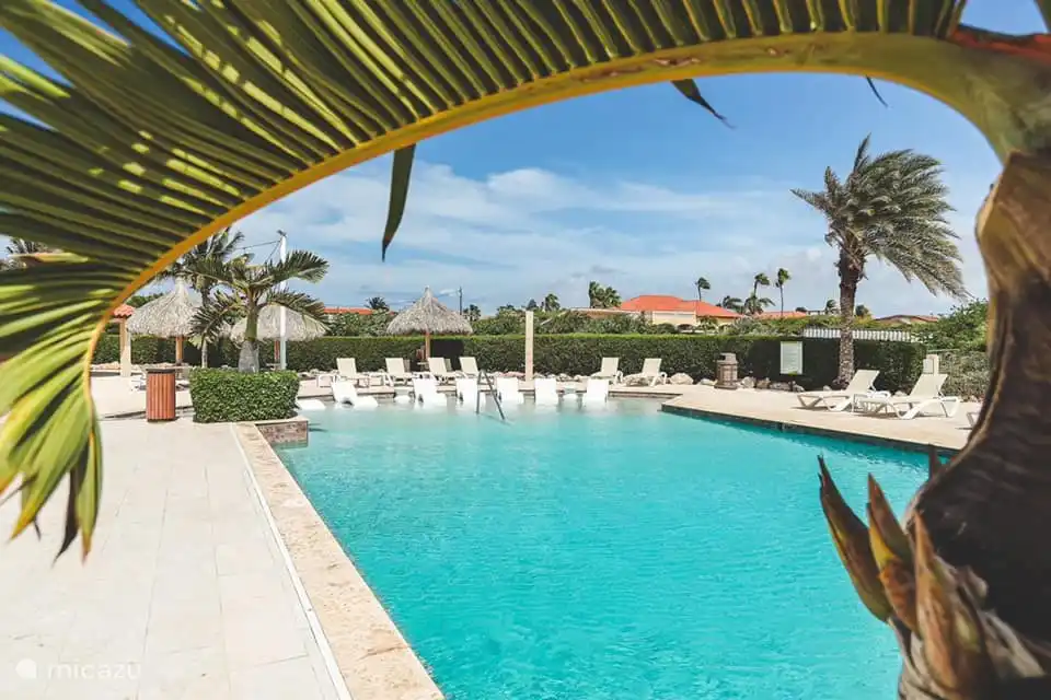 Schwimmbad im Clubhaus