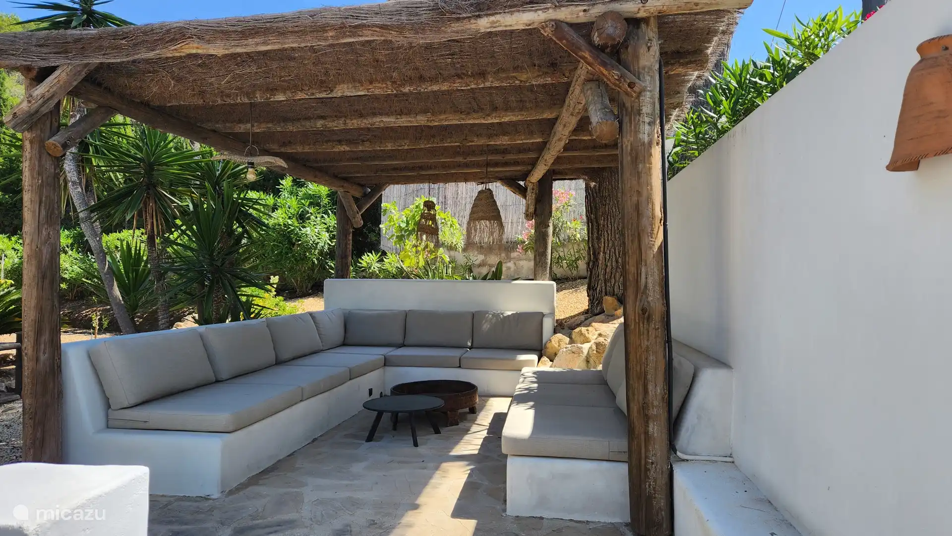 Genießen Sie einen Drink in der Lounge