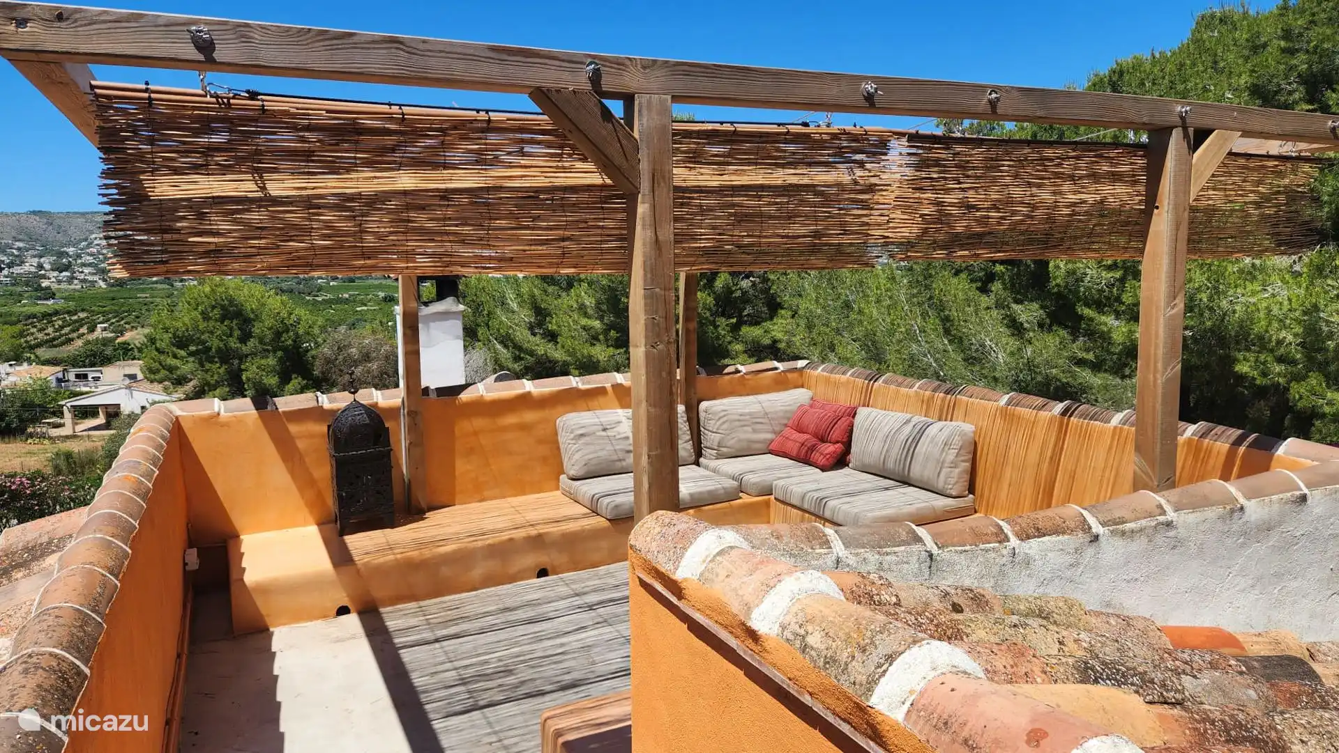 Sonnendeck-Terrasse