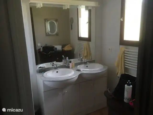 Casa 'Stokhorst' en Francia, Var, Salernes  - villa De nuevo…..