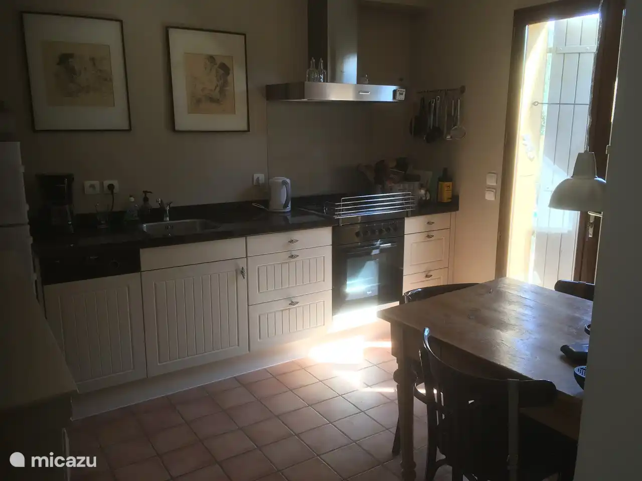 Küche…. Mit Spülmaschine