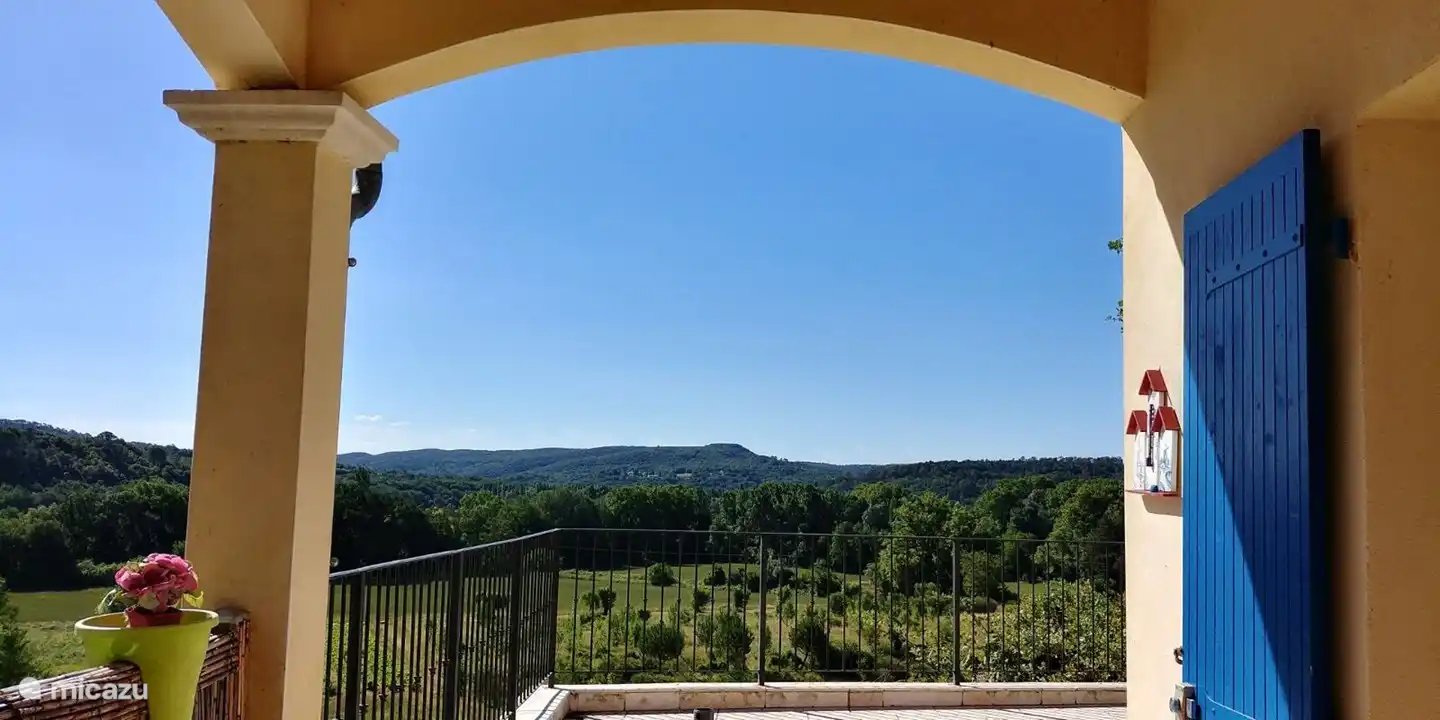 Blick aus Schlafzimmer 1