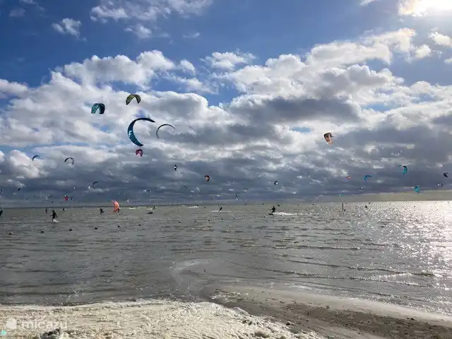 el pecador en Países Bajos, Frise, Sondel - casa vacacional Kitesurfistas en el IJsselmeer