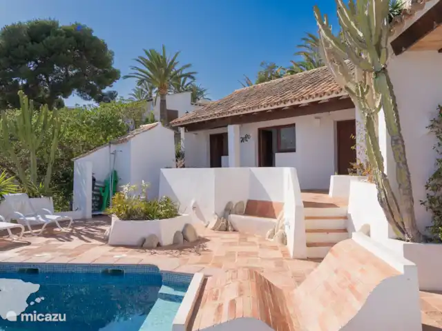 Maison du Flamboyan | Espagne, Costa Blanca, Moraira - villa Casita à côté de la maison principale : 2 chambres et 1 salle de bain partagée