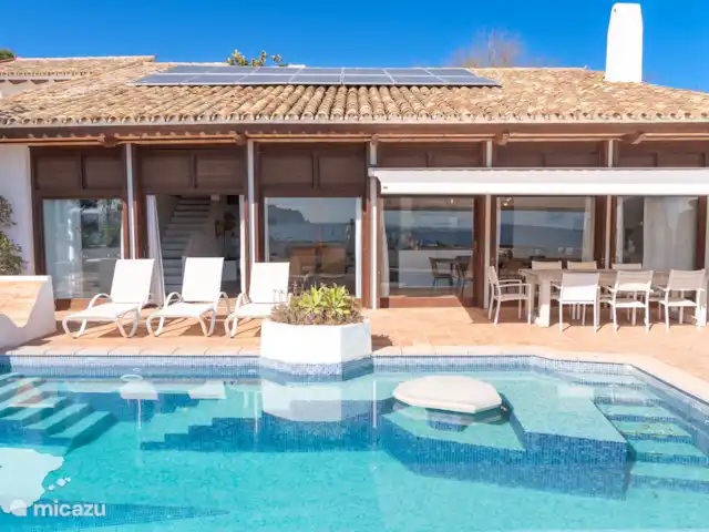 Maison du Flamboyan | Espagne, Costa Blanca, Moraira - villa Vue de face depuis la terrasse