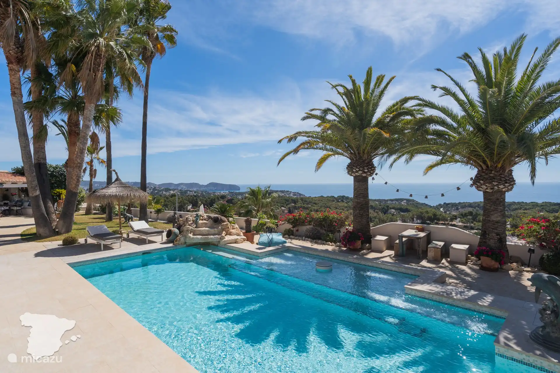 View + Pool Villa Bonita