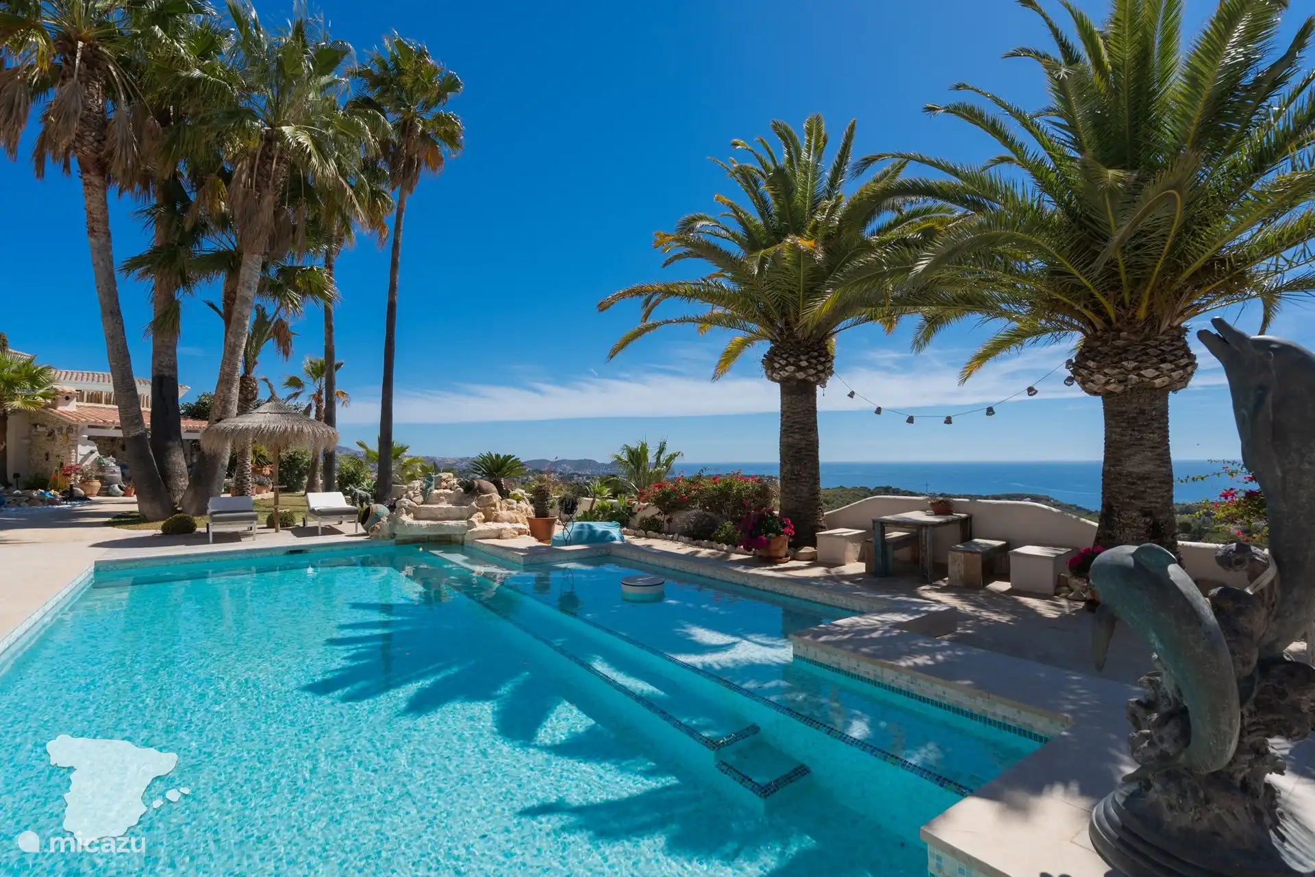 View + Pool Villa Bonita