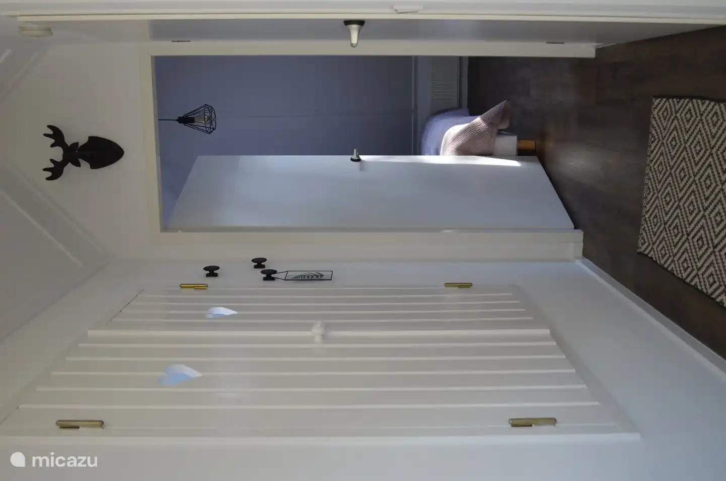 1. Stock mit Boxbett und Schlafzimmer