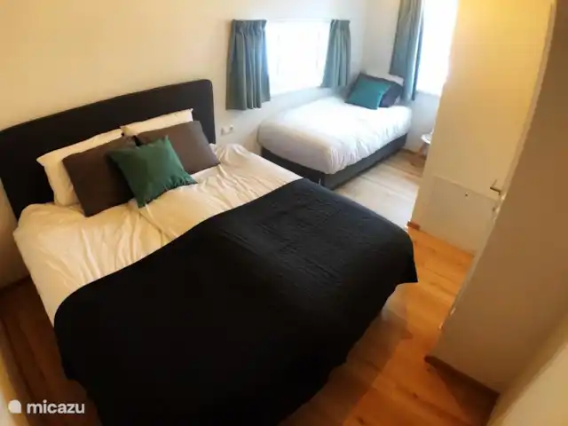 Maison Drei Madel | Autriche, Carinthie, Arnoldstein - maison de vacances Chambre à l'avant. Tous les lits ont deux oreillers et des draps en coton égyptien