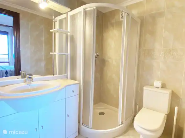 Réel | Espagne, Costa Blanca, Calpe - appartement douche