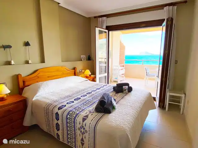 Réel | Espagne, Costa Blanca, Calpe - appartement chambre avec belle vue mer