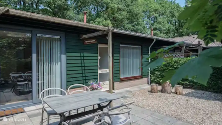 bungalow, Schaijk, Nordbrabant, Niederlande - Goldener Fasan