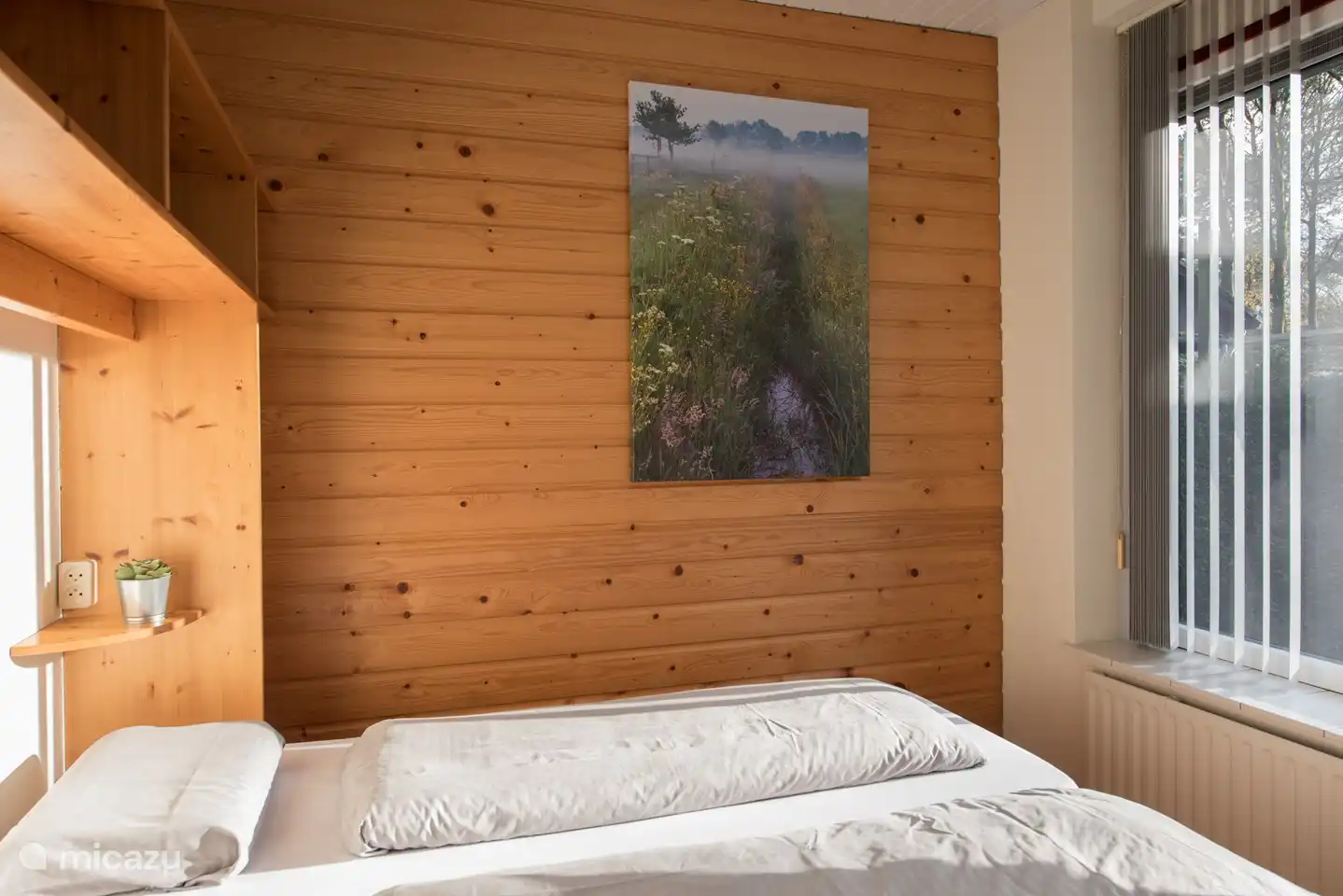 Schlafzimmer mit Doppelbett