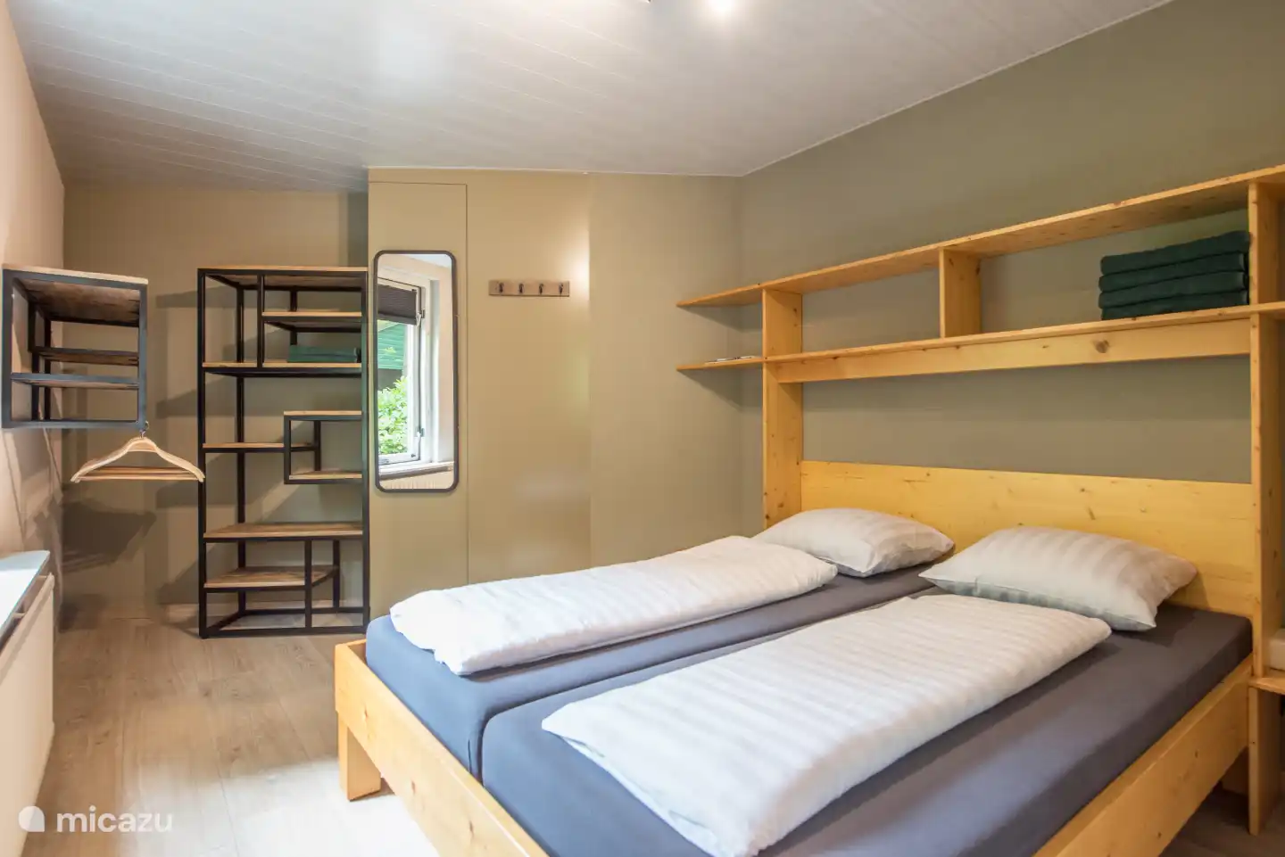 Das Schlafzimmer mit Doppelbett