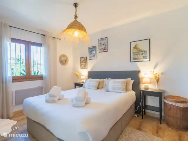 Maison Bruni | Espagne, Costa Blanca, Benissa - villa Chambre 1 - salle de bain attenante