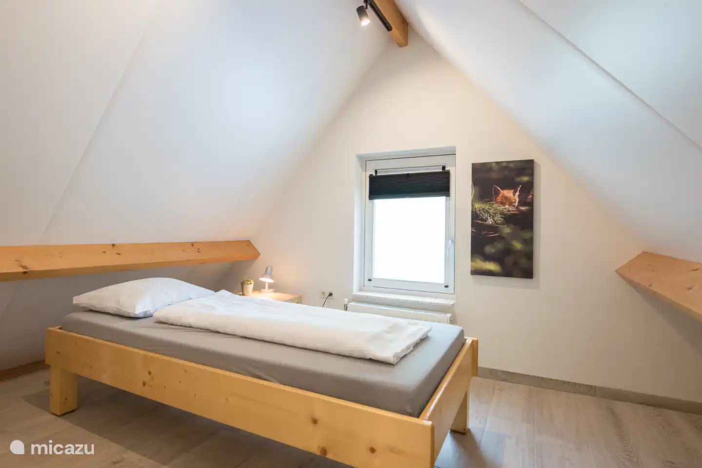 Schlafzimmer (2) mit Einzelbett