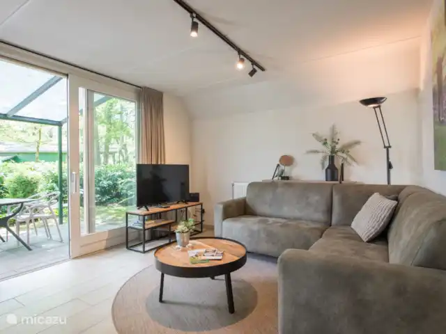 pavo real de Java en Países Bajos, Barbante Septentrional, Heesch - bungaló La sala de estar