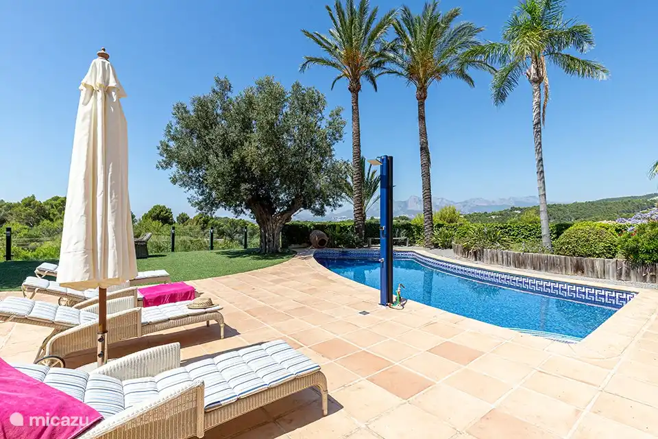 Vue depuis le jardin