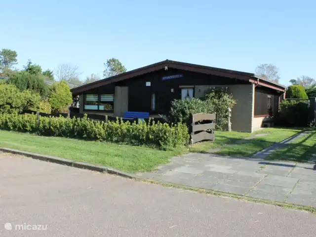 Location de Vacances Pays-Bas, Hollande du Nord, Julianadorp aan Zee, bungalow - De Stormvogel Vous pouvez garer votre voiture dans l’allée de la maison.