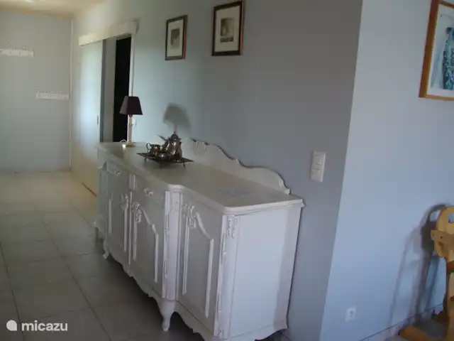 los cipreses en Francia, Ardecha, Les Vans - casa vacacional sala