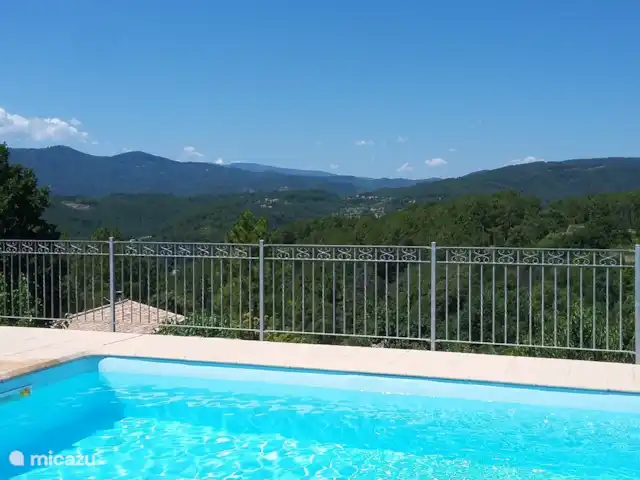 Le Vignal Complet | France, Ardèche, Chambonas - maison de vacances Vue panoramique depuis la piscine