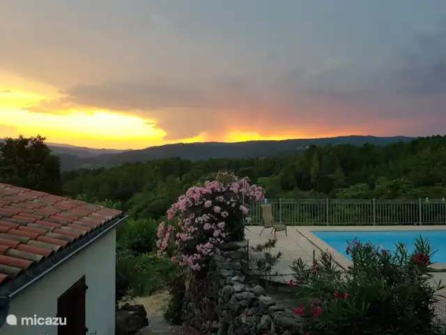 Le Vignal Complet | France, Ardèche, Chambonas - maison de vacances Coucher de soleil
