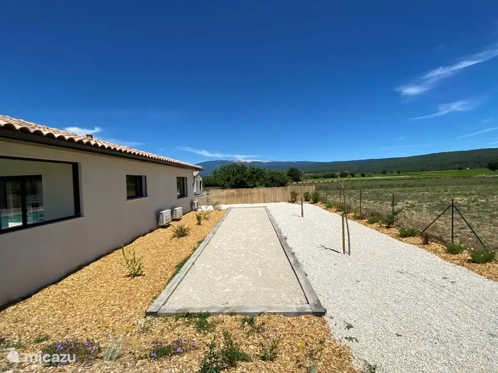 Jeux de boules-Platz
