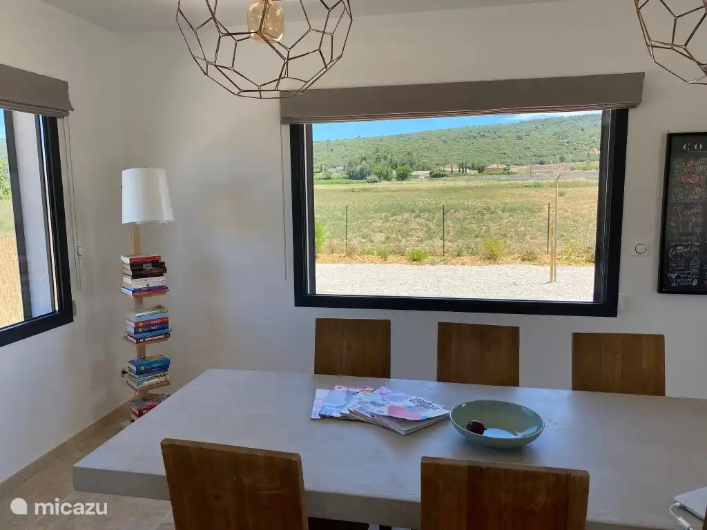 Esstisch für 8 Personen