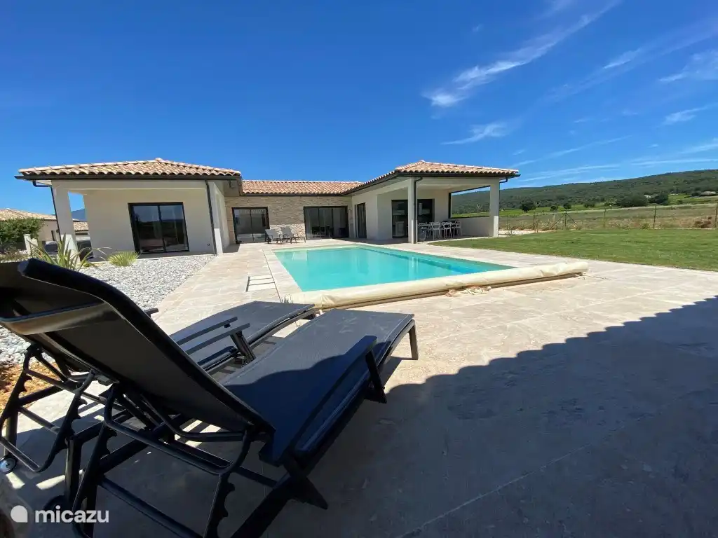 Villa Dumoulin in France, Vaucluse, Blauvac - Villa