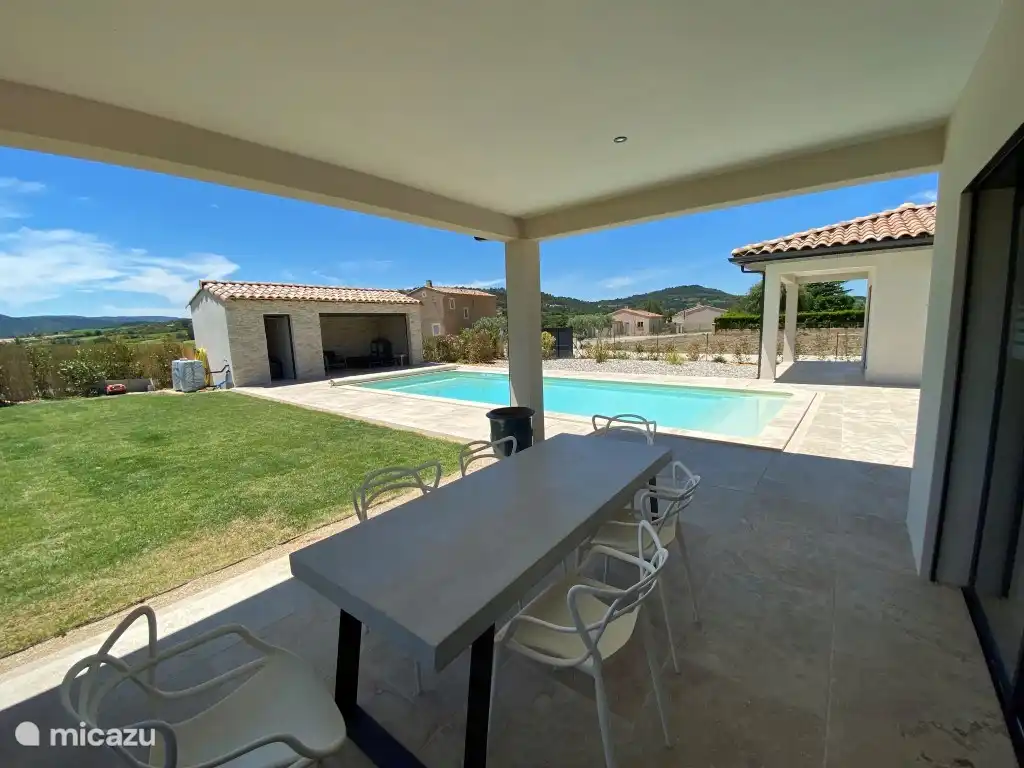 Villa Dumoulin in France, Vaucluse, Blauvac - Villa