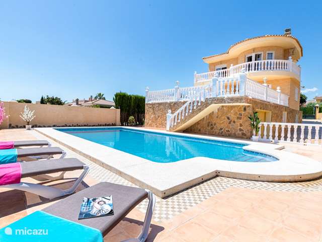 Holiday home in Spain – villa Alfaz Family Sky