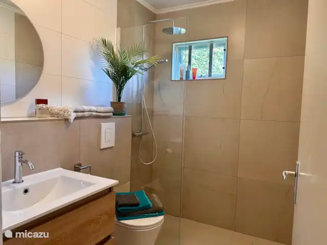 Kas di Goso | Curaçao, Banda Ariba (est), Jan Thiel - villa Salle de bain 2.