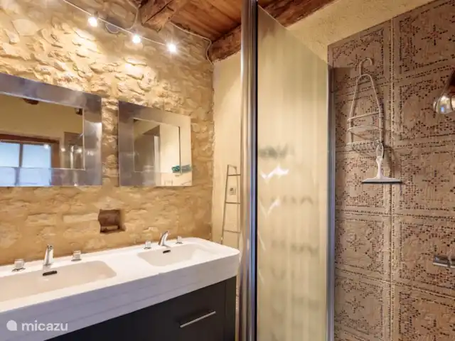 vakantiehuis huren in Frankrijk, Dordogne, Saint-Aubin-de-Nabirat – Hermitage De badkamer